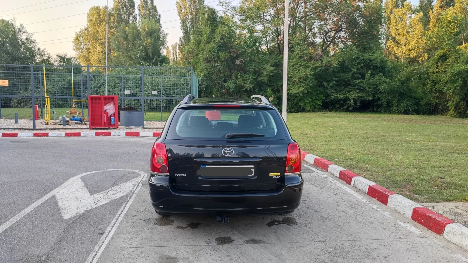 Toyota Avensis 2.0 - изображение 4