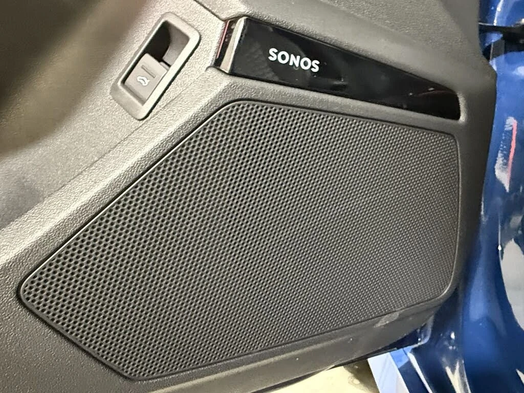 Audi Rs3 2.5T* quattro* AвтоКредит * (ЦЕНА ДО БГ), снимка 10 - Автомобили и джипове - 54002699