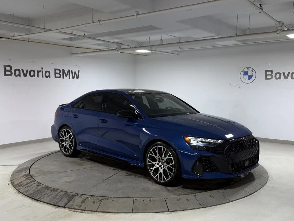 Audi Rs3 2.5T* quattro* AвтоКредит * (ЦЕНА ДО БГ), снимка 7 - Автомобили и джипове - 54002699