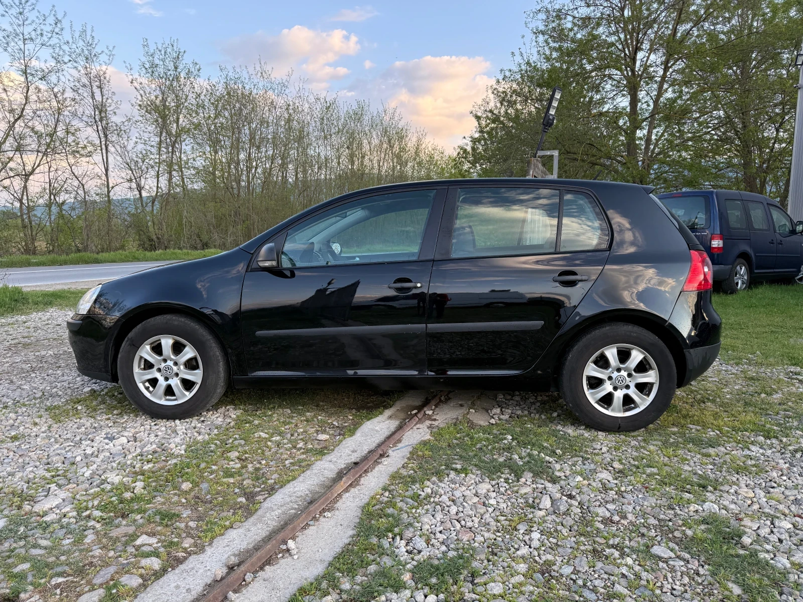 VW Golf 1.9TDI, снимка 3 - Автомобили и джипове - 54243619