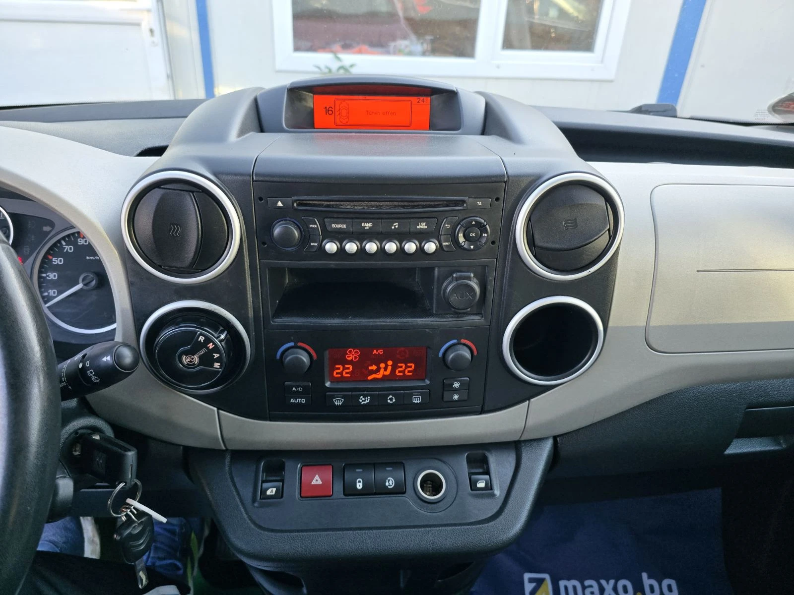 Citroen Berlingo ТОП/1.6HDI/Automatik/Multispace, снимка 12 - Автомобили и джипове - 54254351