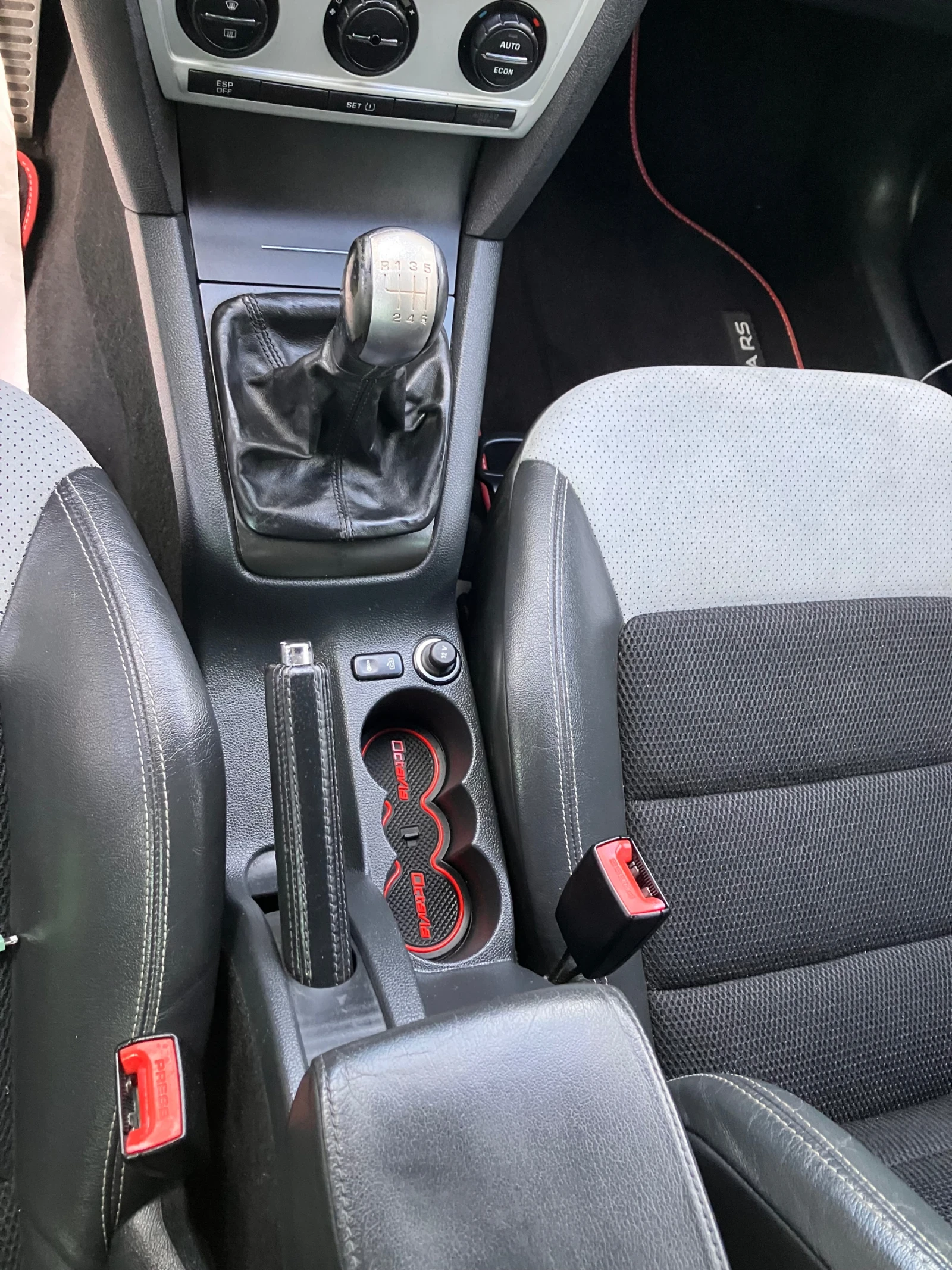 Skoda Octavia Vrs, снимка 9 - Автомобили и джипове - 54362786