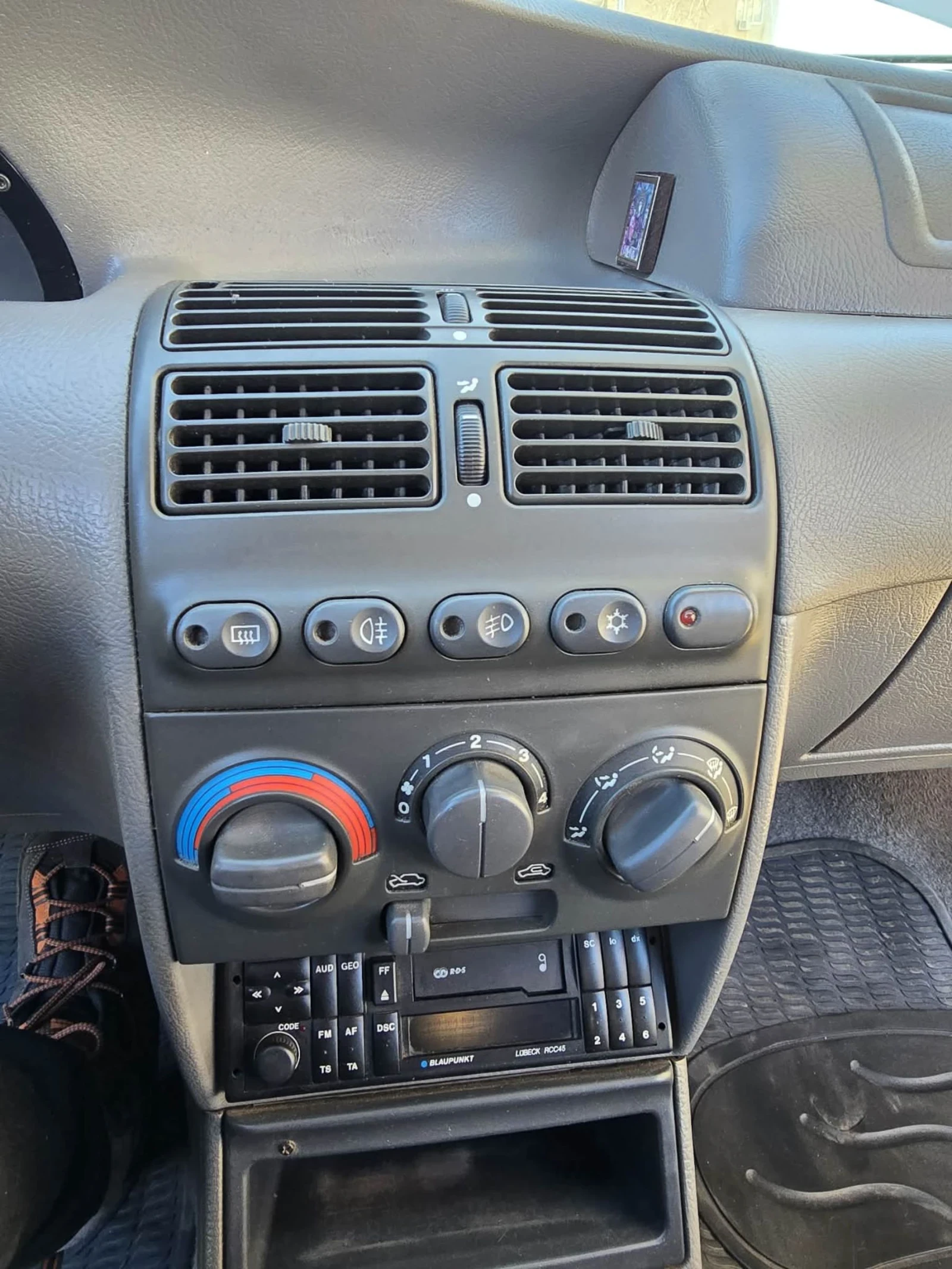 Fiat Punto Mk1, снимка 9 - Автомобили и джипове - 54560710