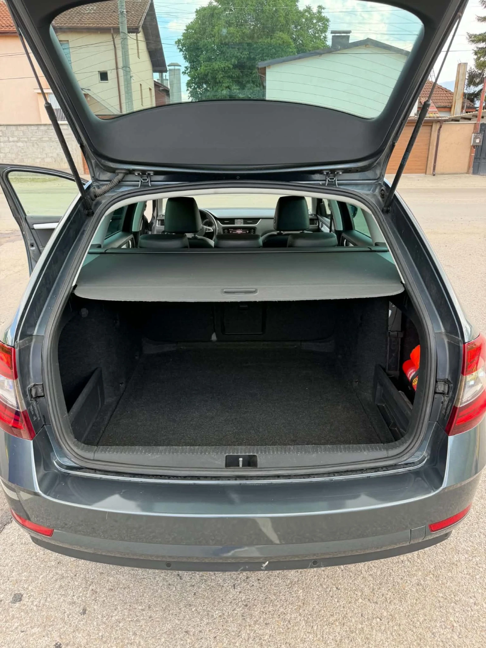 Skoda Octavia SKODA Octavia/2020/КОЖА/NAVI, снимка 15 - Автомобили и джипове - 54917077