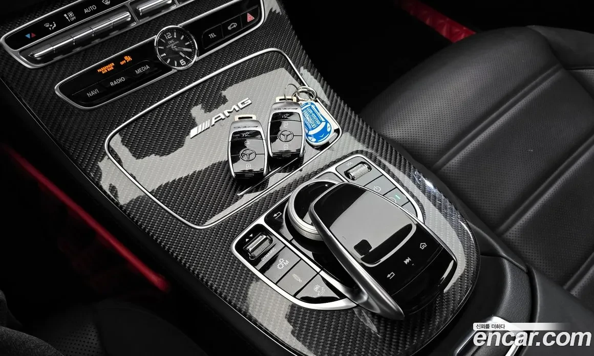 Mercedes-Benz E 63 AMG FULL| BURMESTER| ОБДУХ| DISTRO| HUD, снимка 16 - Автомобили и джипове - 55063169