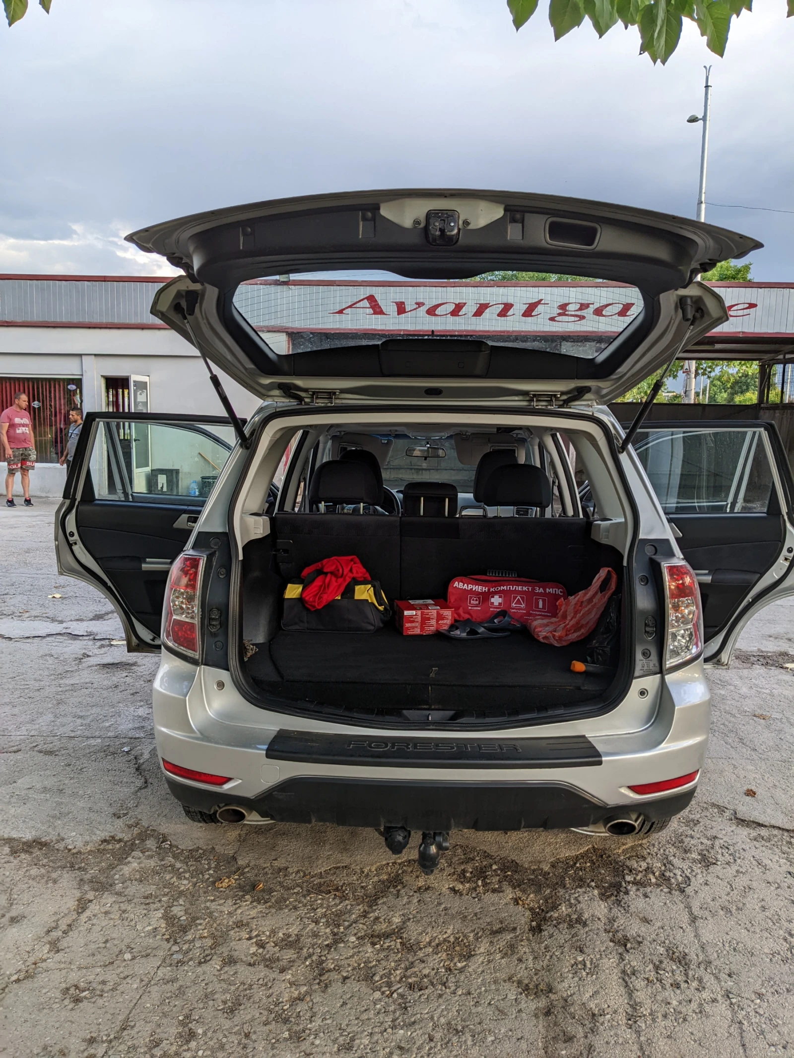 Subaru Forester 2.0i боксер, снимка 6 - Автомобили и джипове - 55374736