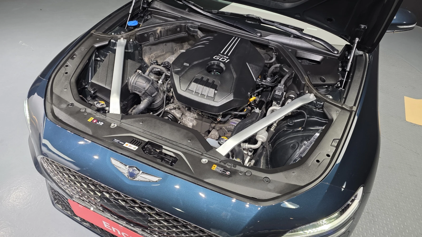 Genesis G70 2.0* BLIND SPOT* HUD* ПОДГРЕВ ВОЛАН* КРАЙНА ЦЕНА, снимка 6 - Автомобили и джипове - 55594216