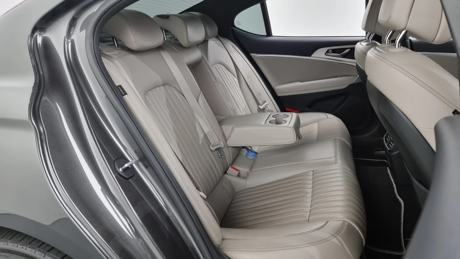 Genesis G70 2.0* HUD* ��. ��������* 360* BLIND SPOT* ������ �� | Mobile.bg � ����������� 12
