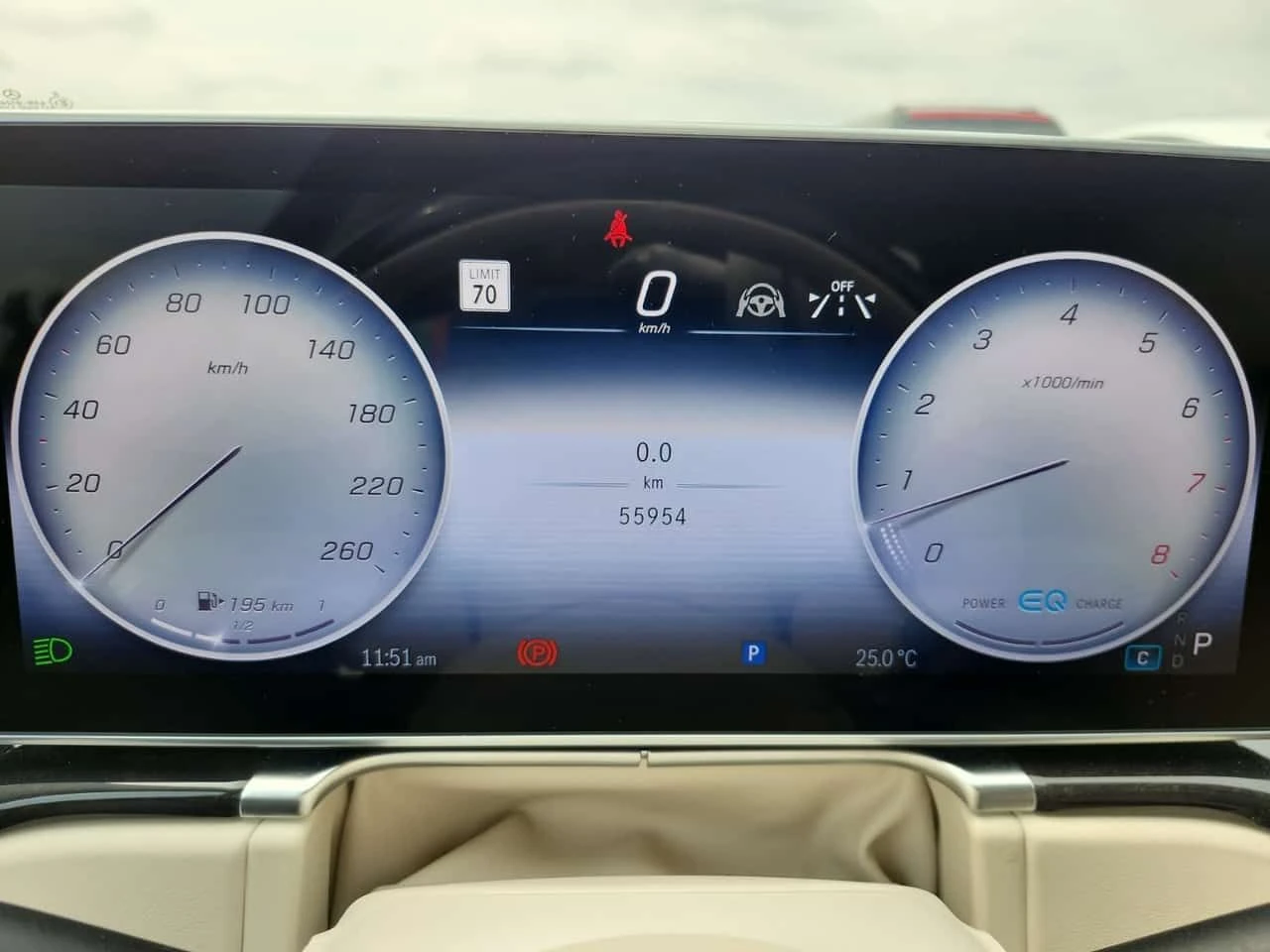 Mercedes-Benz S 580 * AMG Line * CARFAX * , снимка 6 - Автомобили и джипове - 55626379