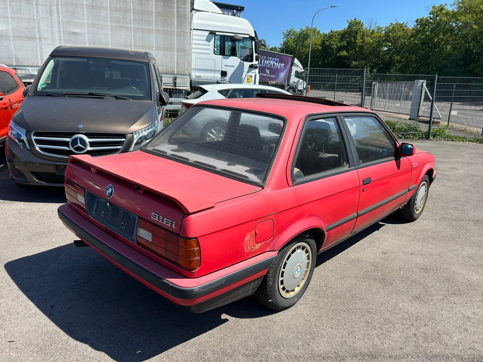 BMW 316, снимка 3 - Автомобили и джипове - 55662411