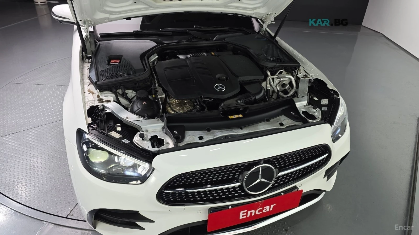 Mercedes-Benz E 220 AMG* 360 КАМЕРА* ПАМЕТ* BURMESTER* 4 ПОДГРЕВА, снимка 6 - Автомобили и джипове - 55729460