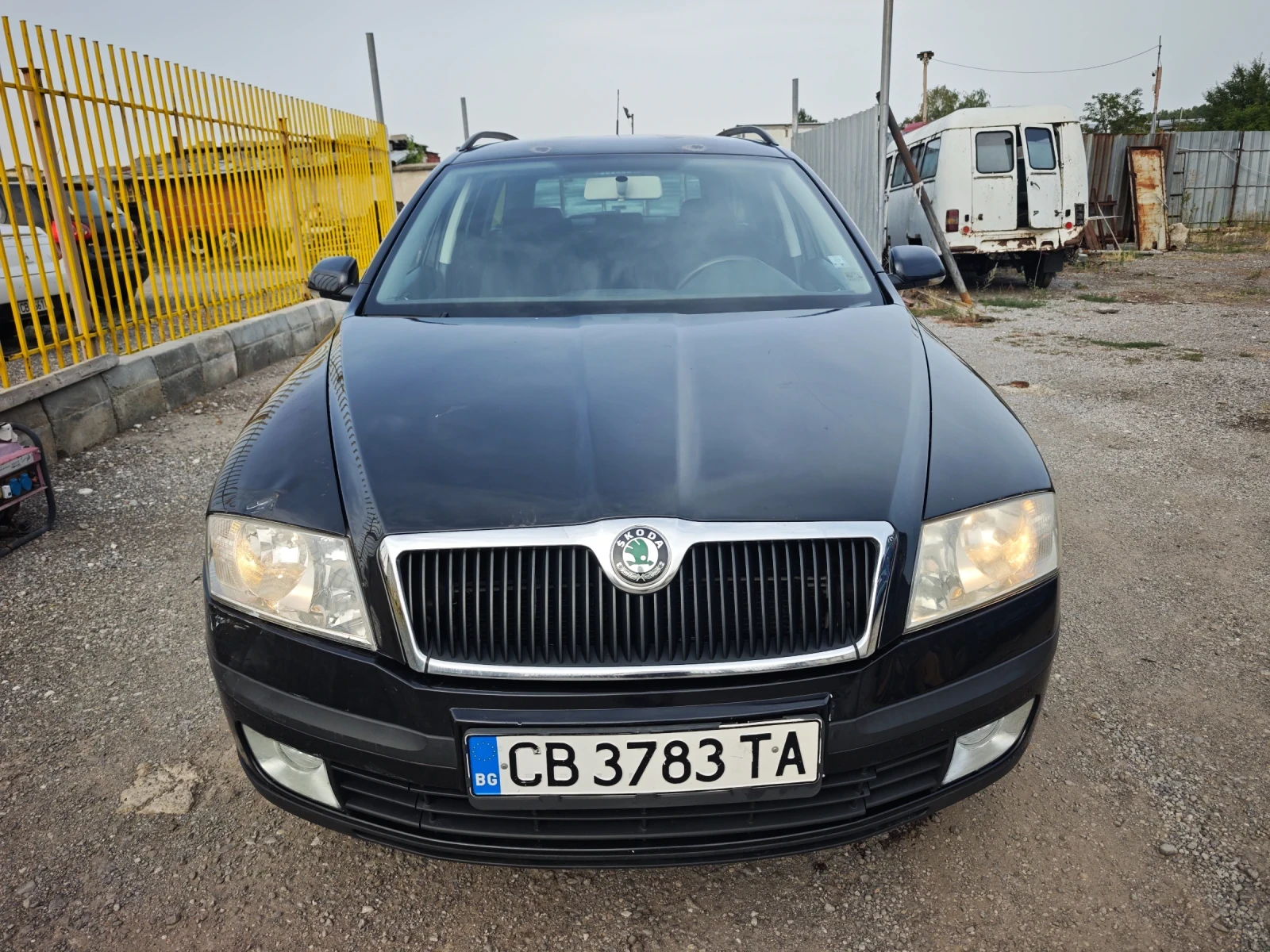 Skoda Octavia 1.9TDI РЕГИСТРАЦИЯ КЛИМАТРОНИК НАВИГАЦИЯ , снимка 2 - Автомобили и джипове - 55867210