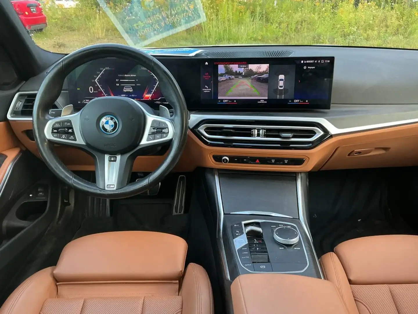 BMW 330 FACELIFT* М* ПОДГРЕВ* КАМЕРА* ШИБЕДАХ, снимка 7 - Автомобили и джипове - 55976751