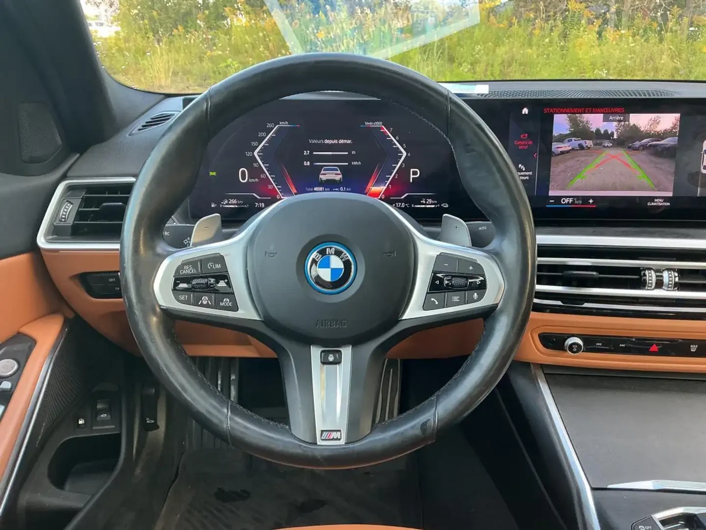 BMW 330 FACELIFT* М* ПОДГРЕВ* КАМЕРА* ШИБЕДАХ, снимка 8 - Автомобили и джипове - 55976751
