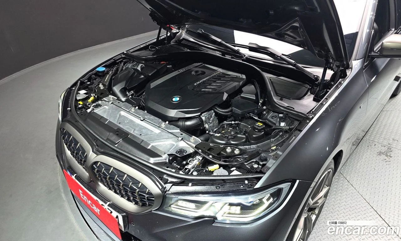 BMW 340 xDrive Touring M-Pack* Подгрев* Harman* 360* HUD* , снимка 6 - Автомобили и джипове - 56120122