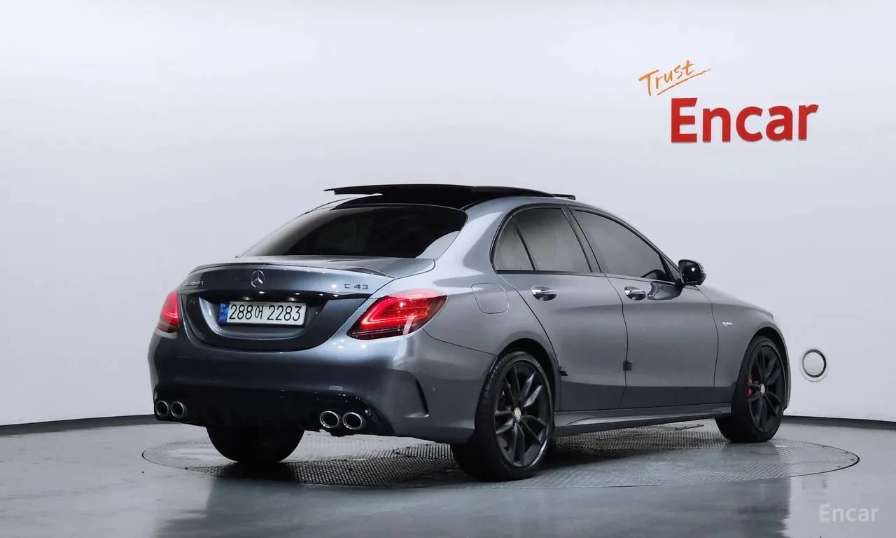 Mercedes-Benz C 43 AMG / FULL DIGITAL / BURMESTER / АЛКАНТАРА / ПАНОРАМА, снимка 2 - Автомобили и джипове - 56131004