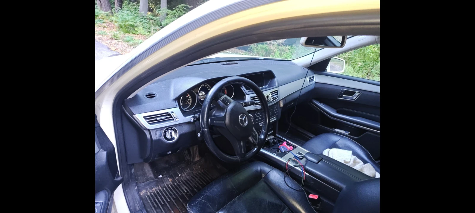 Mercedes-Benz E 200, снимка 4 - Автомобили и джипове - 56420334