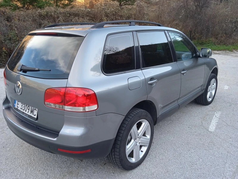 VW Touareg 2.5-Дизел, снимка 8 - Автомобили и джипове - 48408348