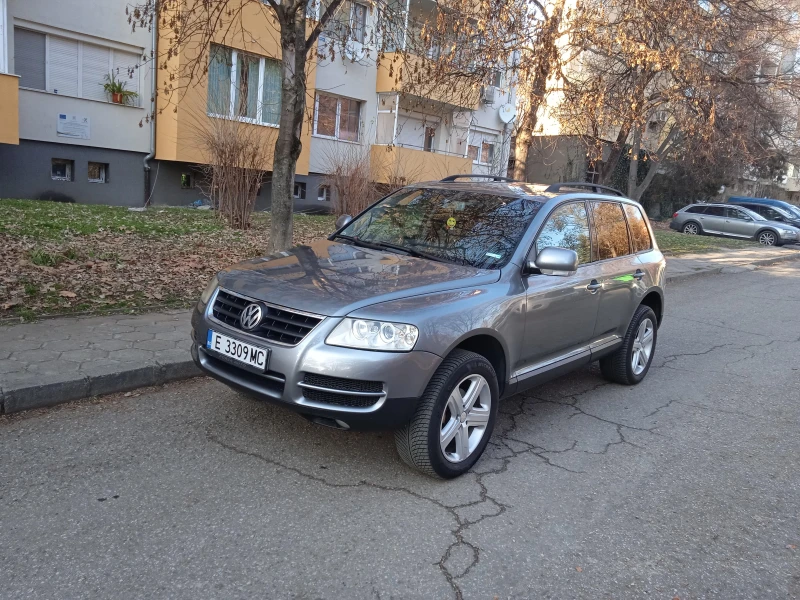 VW Touareg 2.5-Дизел, снимка 11 - Автомобили и джипове - 48408348