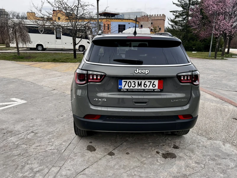 Jeep Compass Limited* 4x4* Carplay, снимка 4 - Автомобили и джипове - 49599547