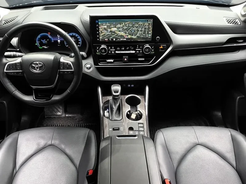 Toyota Highlander 2.5 4WD PLATINUM, снимка 7 - Автомобили и джипове - 54923291