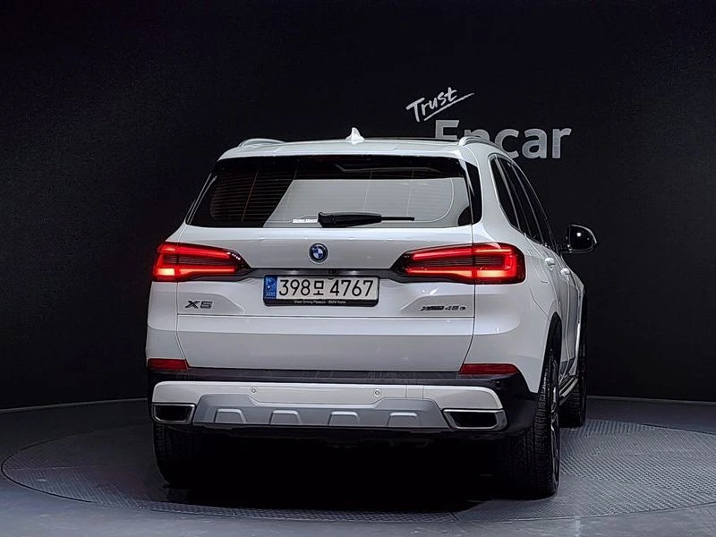 BMW X5 xDrive 45e xLine| 389к.с.| ВКЛ.ТЕХНОТЕСТ, снимка 4 - Автомобили и джипове - 55582396