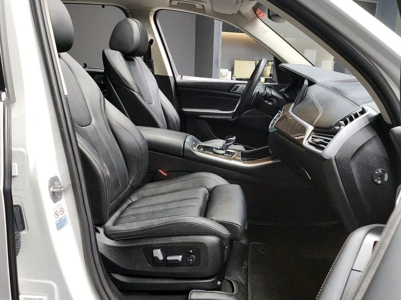 BMW X5 xDrive 45e xLine| 389к.с.| ВКЛ.ТЕХНОТЕСТ, снимка 11 - Автомобили и джипове - 55582396