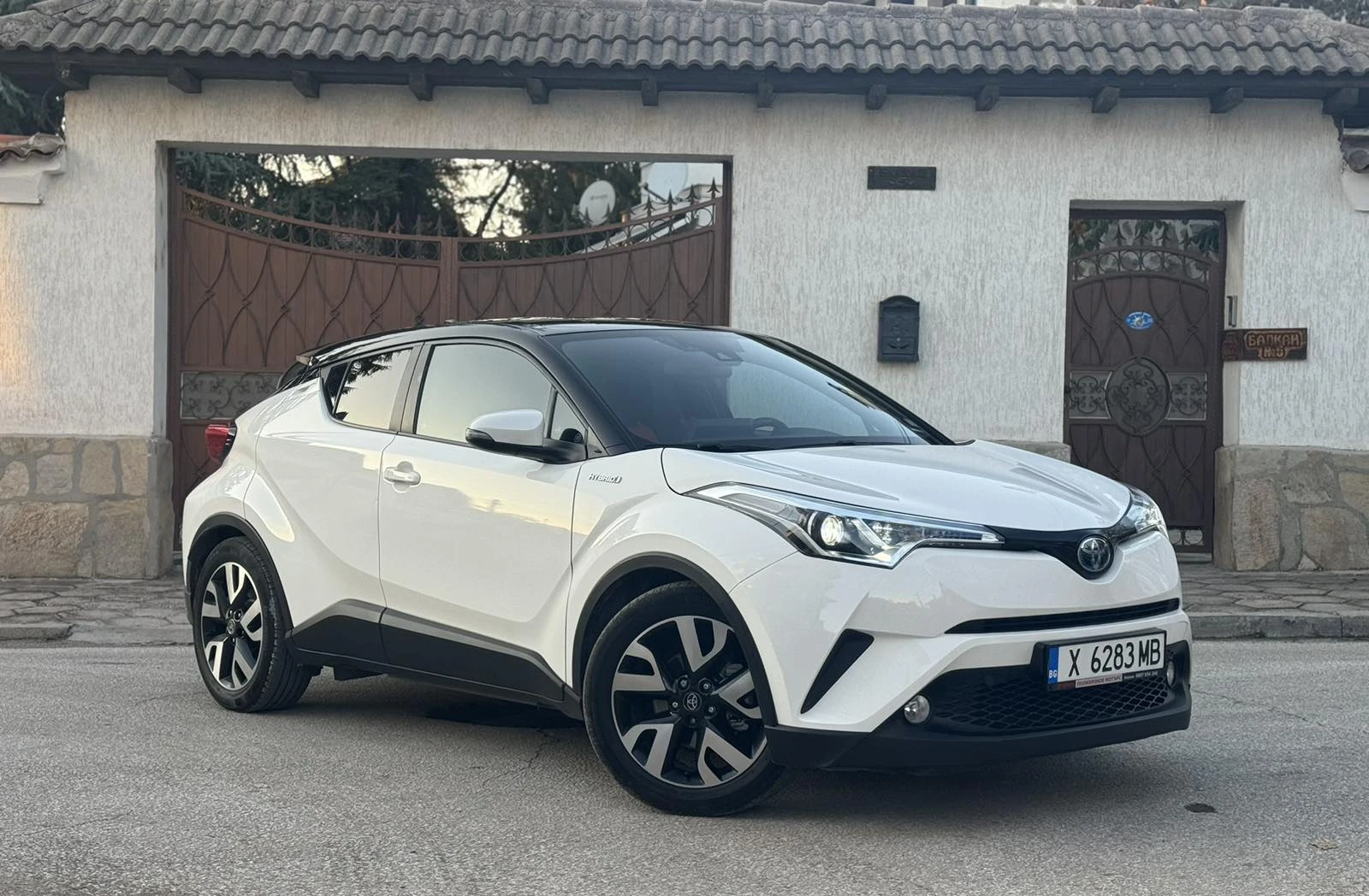 Toyota C-HR  - изображение 2