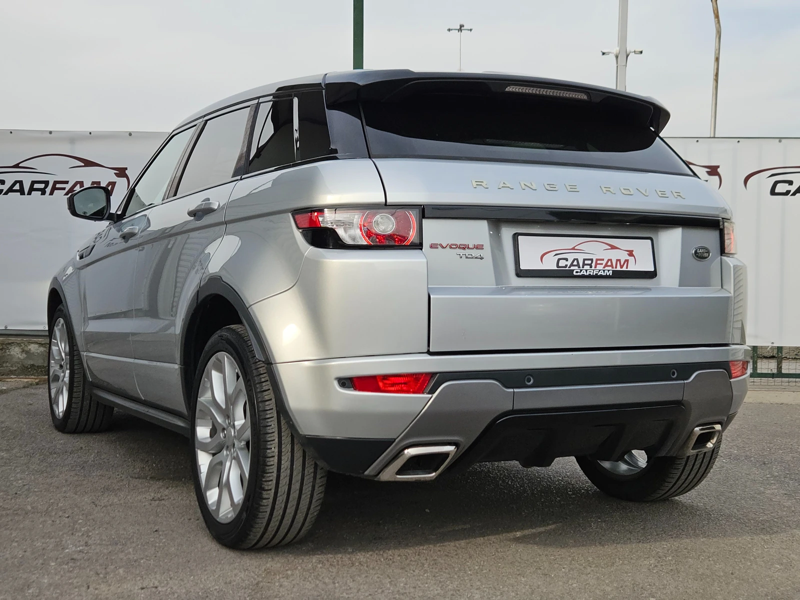 Land Rover Range Rover Evoque 2.2TD4/DYNAMIC/4Х4/ACC/LED/NAVI/БЛУТУТ/EURO 5B/ТОП, снимка 5 - Автомобили и джипове - 53710018