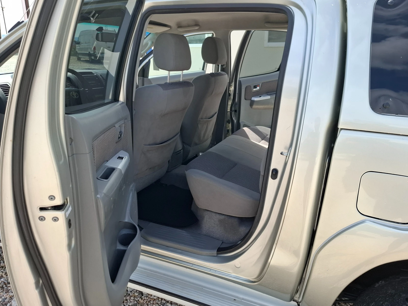 Toyota Hilux 3.0D4D/Автоматик/Италия, снимка 12 - Автомобили и джипове - 54615880