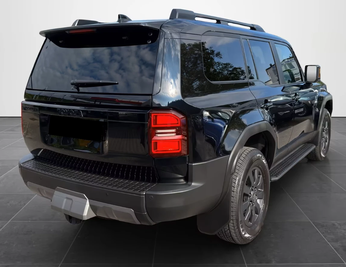 Toyota Land cruiser 2.8* D-4D* EXECUTIVE* DISTR* KEYLESS* 360 CAM* CAR, снимка 3 - Автомобили и джипове - 54758971