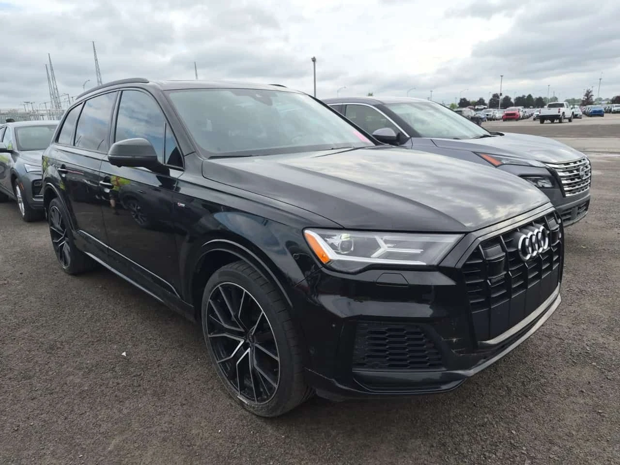 Audi Q7 * S-Line * PROGRESSIV * CARFAX * 