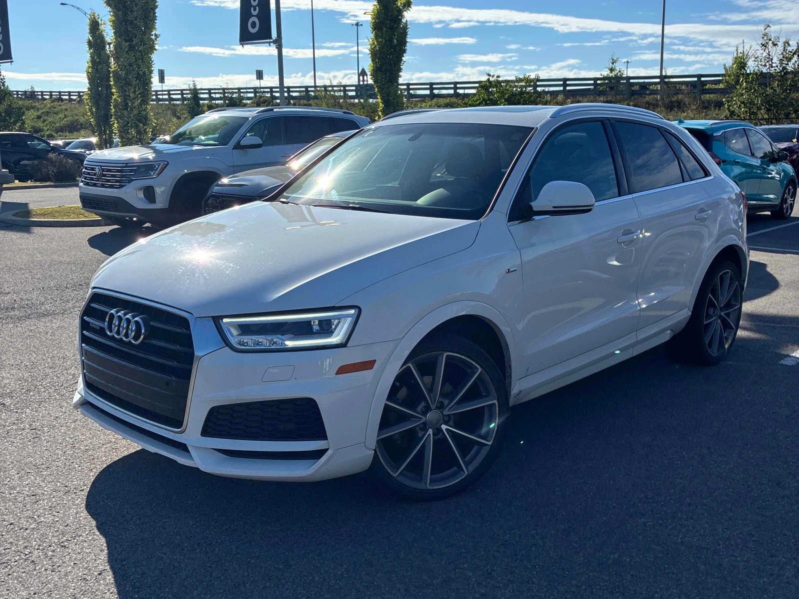 Audi Q3 * Technik * ГЛАВНО ПРЕДСТАВИТЕЛСТВО НА VOLKSWAGEN