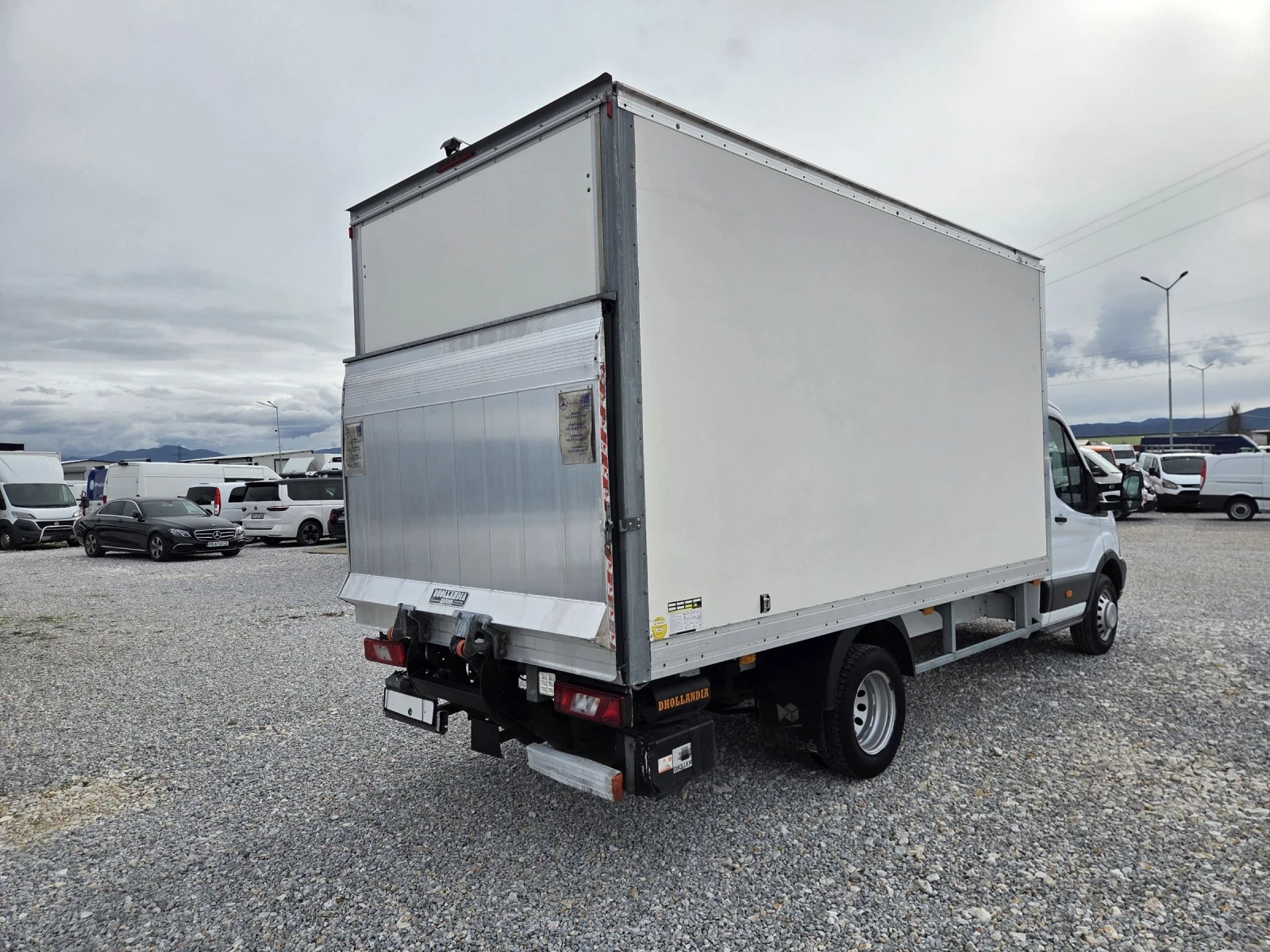 Ford Transit 2.0 TDCi, Клима, До 3.5 тона, 4.30 метра, ЕВРО 6 - изображение 5