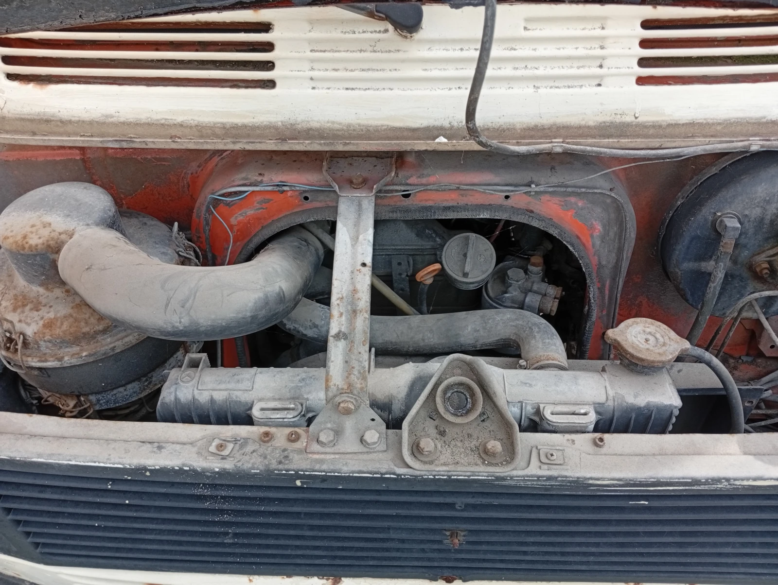 Mercedes-Benz 207 207 OM615/OM616, снимка 5 - Бусове и автобуси - 54371741