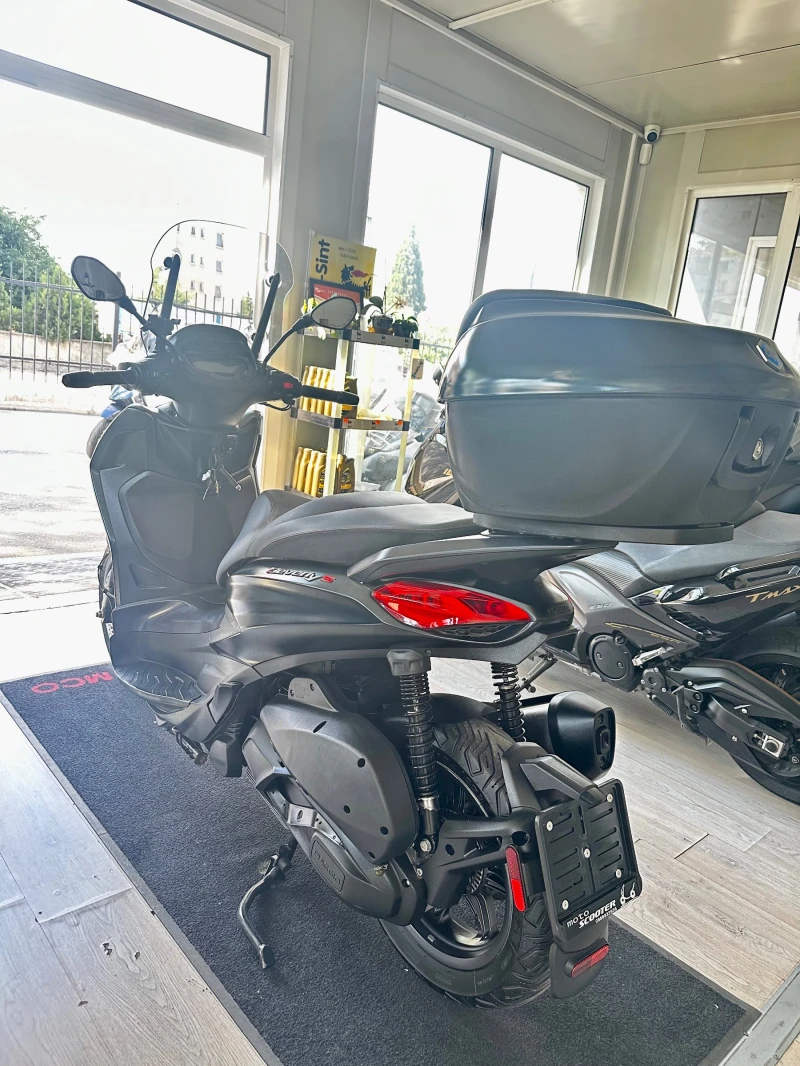 Piaggio Beverly 300hpe S 07.2021г., снимка 9 - Мотоциклети и мототехника - 50011581