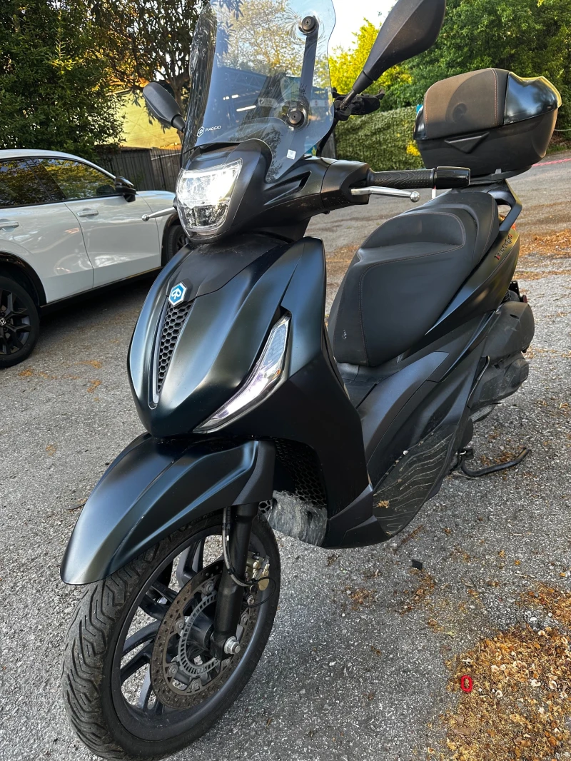 Piaggio Beverly 300hpe S 07.2021г., снимка 17 - Мотоциклети и мототехника - 50011581