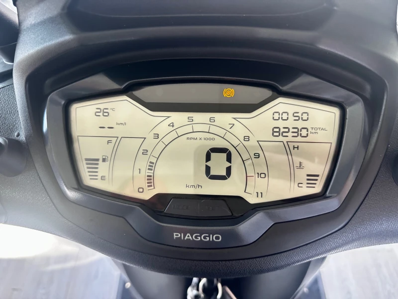 Piaggio Beverly 300hpe S 07.2021г., снимка 3 - Мотоциклети и мототехника - 50011581