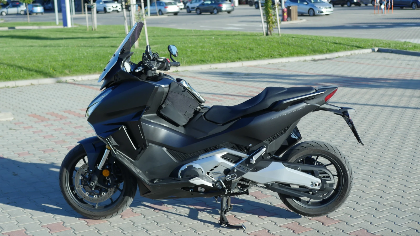 Honda Forza 750, снимка 6 - Мотоциклети и мототехника - 56713535