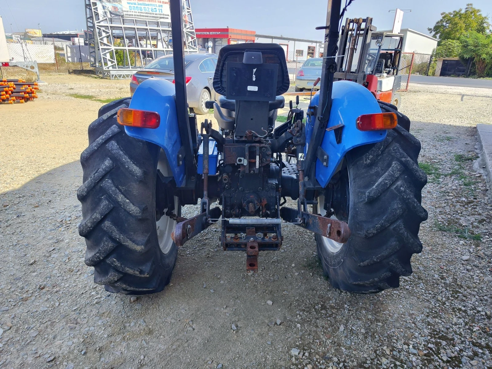 Трактор New Holland TT50 - изображение 5