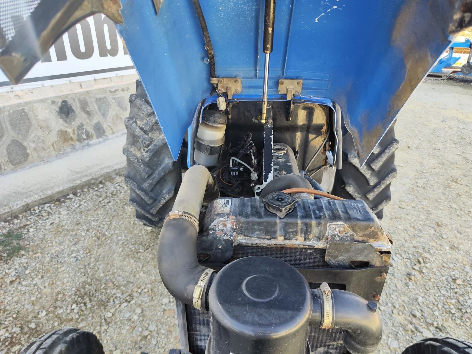 Трактор New Holland TT50 - изображение 8