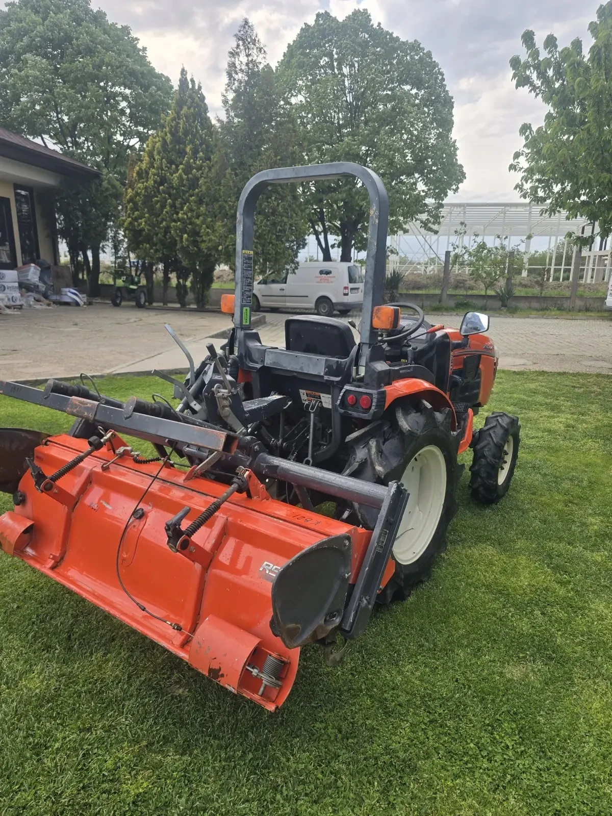Трактор Kubota KB 21, снимка 4 - Селскостопанска техника - 54358316