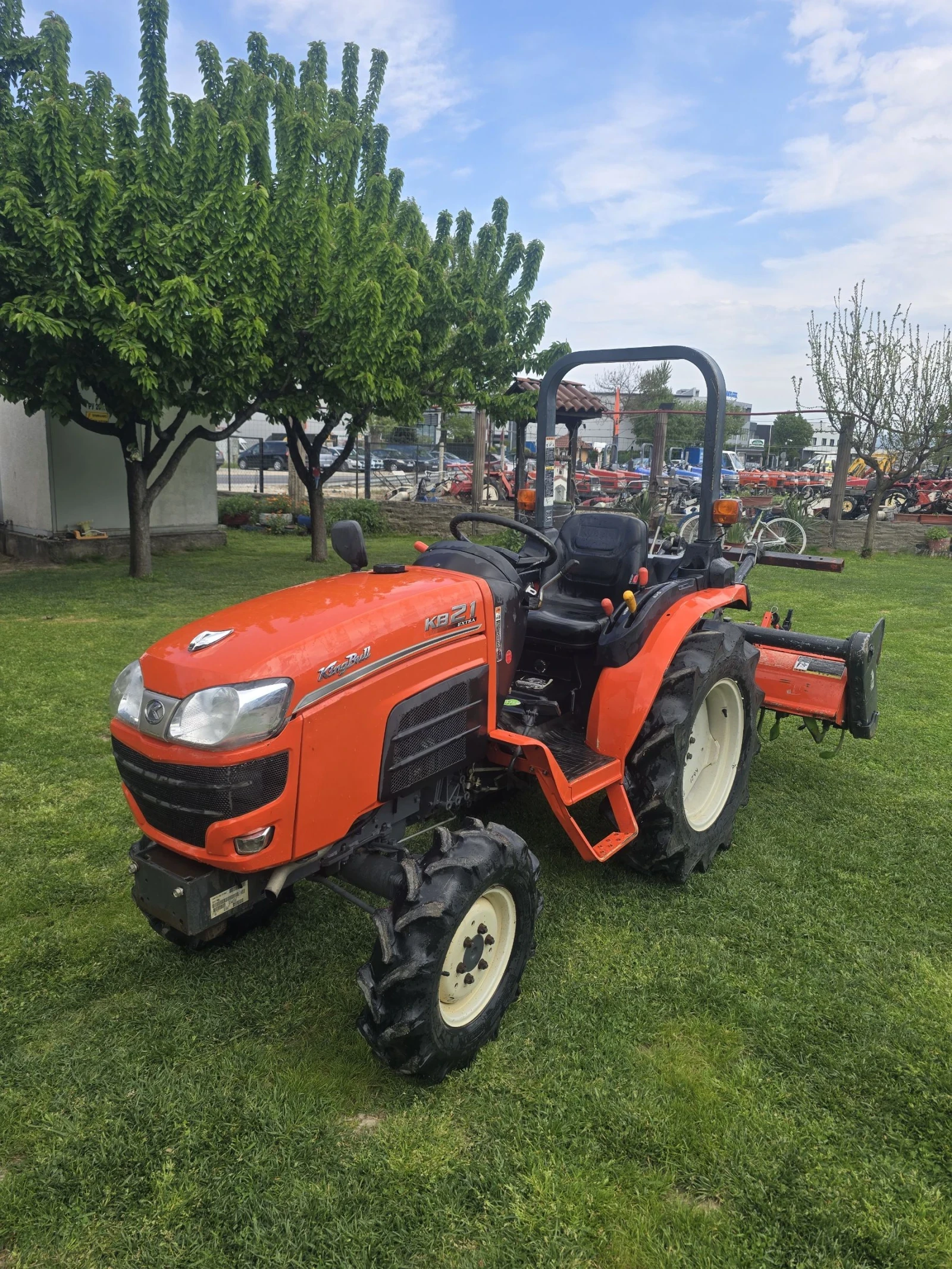 Трактор Kubota KB 21