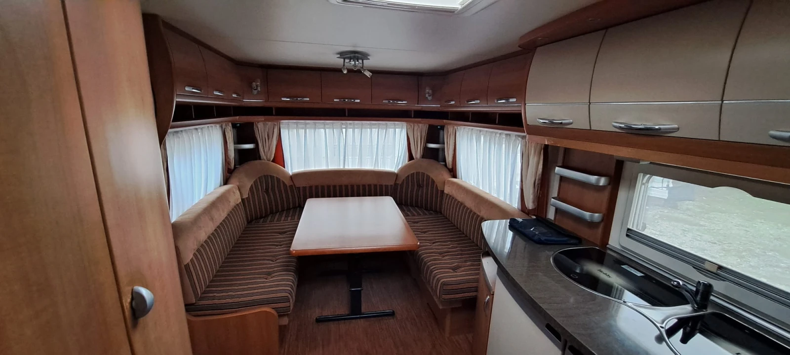 Каравана Hobby 560 - изображение 9