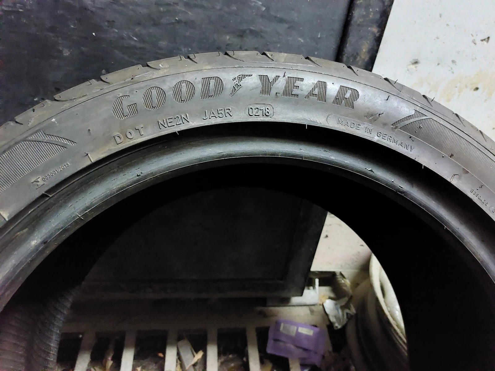 ���� 255/40R18 | Mobile.bg � ����������� 3