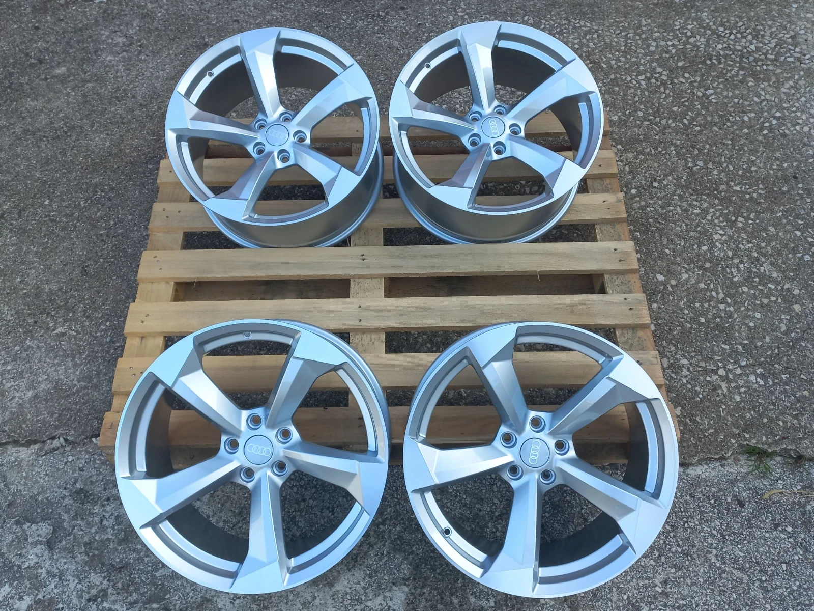 Джанти за Audi, снимка 9 - Гуми и джанти - 54823747
