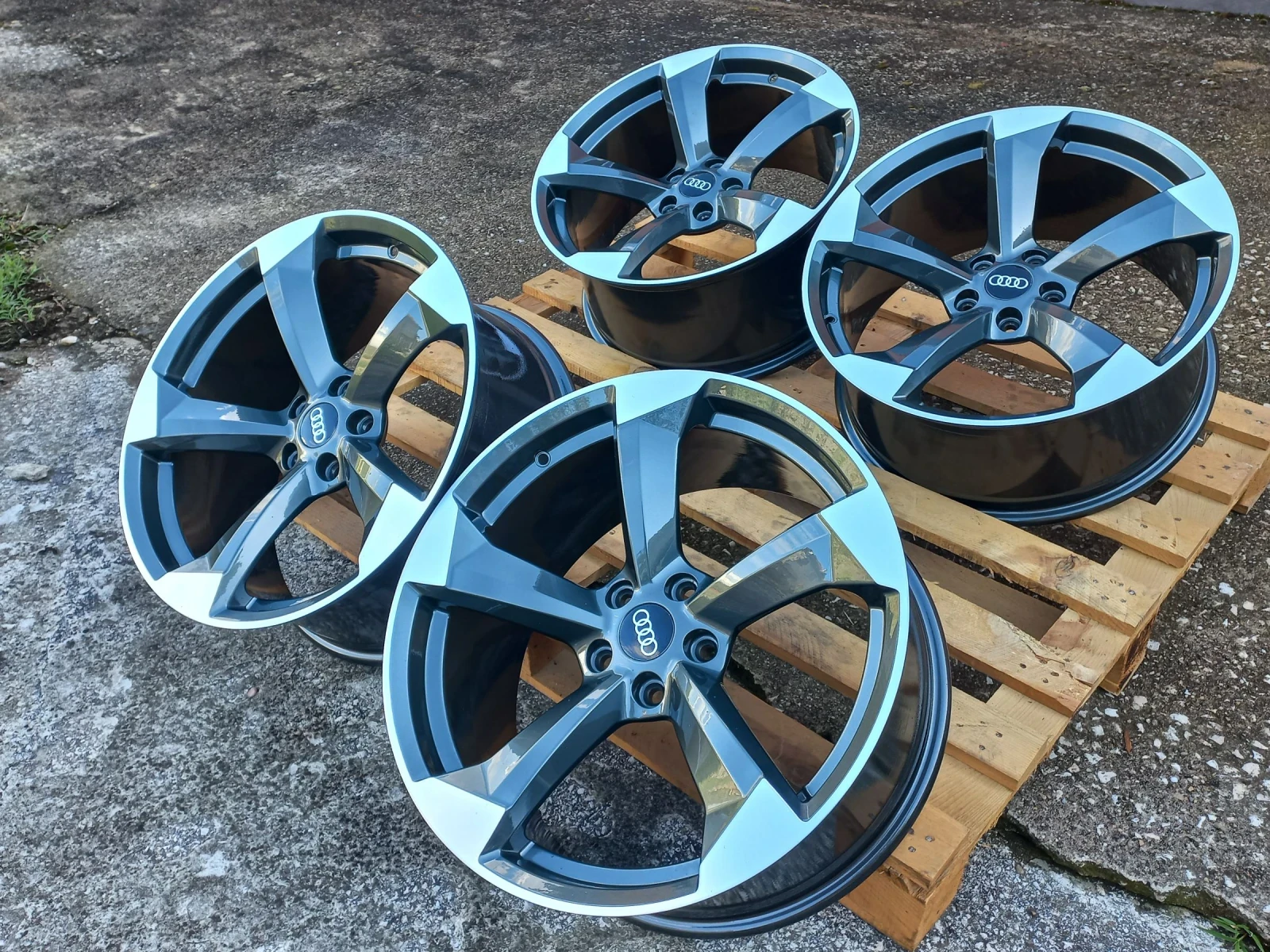 ������ �� Audi | Mobile.bg � ����������� 3