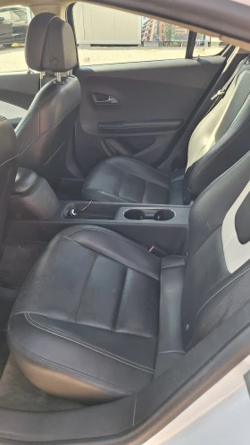 Chevrolet Volt, снимка 11