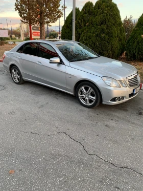 Mercedes-Benz E 220, снимка 2