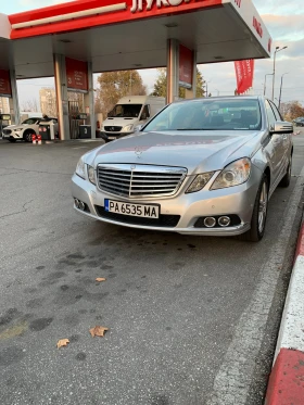 Mercedes-Benz E 220, снимка 1